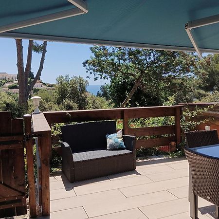 Petite Maison Au Calme - Piscine En Copropriete, Terrasse, Mer, Clim 瓦洛里 外观 照片