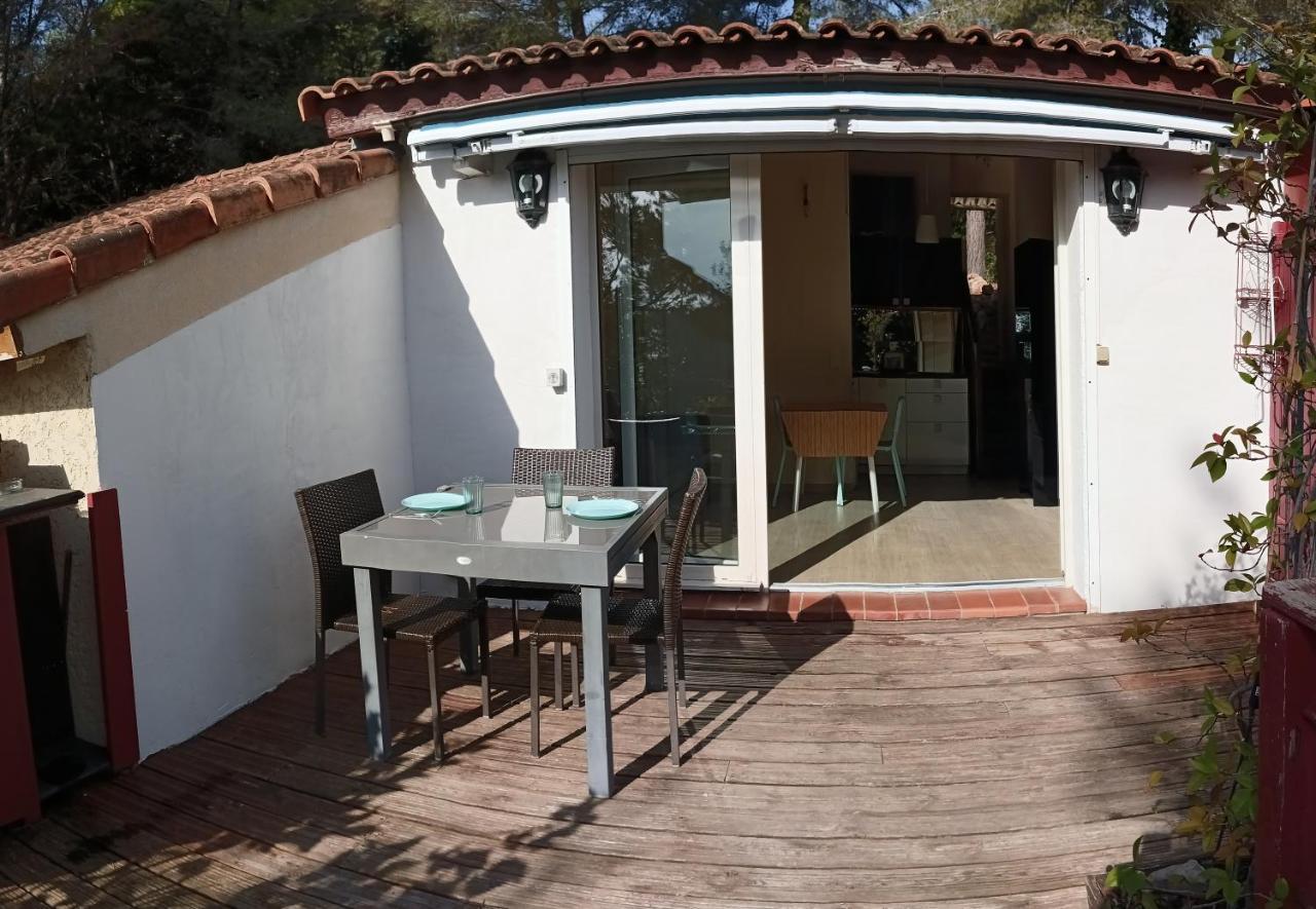 Petite Maison Au Calme - Piscine En Copropriete, Terrasse, Mer, Clim 瓦洛里 外观 照片