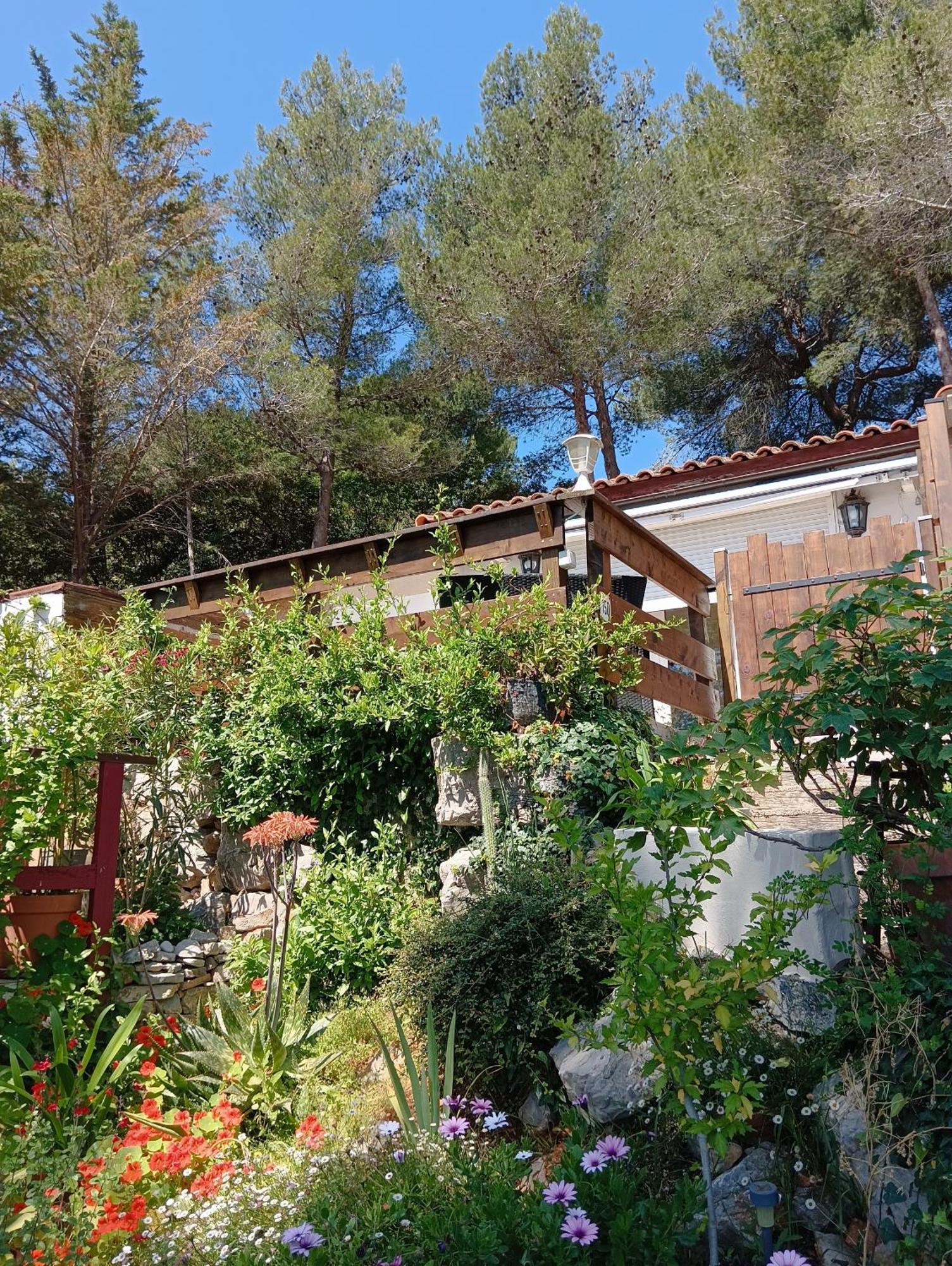 Petite Maison Au Calme - Piscine En Copropriete, Terrasse, Mer, Clim 瓦洛里 外观 照片